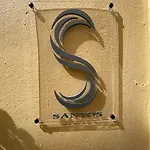 Santos Accommodotion Ermoupoli