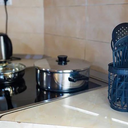 Santos Accommodotion شقة إرموبولّي