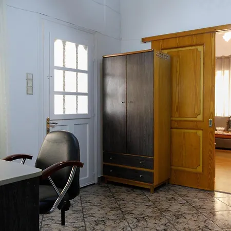 Santos Accommodotion Ermoupoli