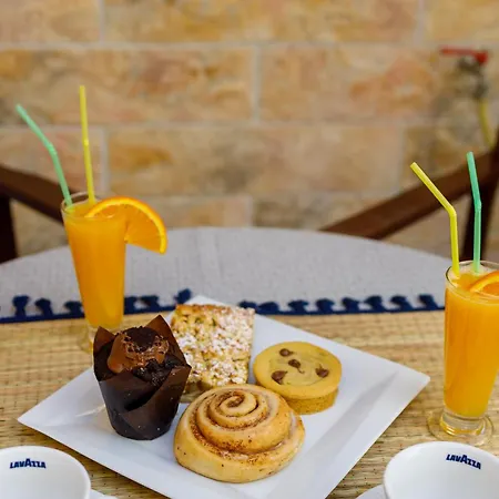 Santos Accommodotion