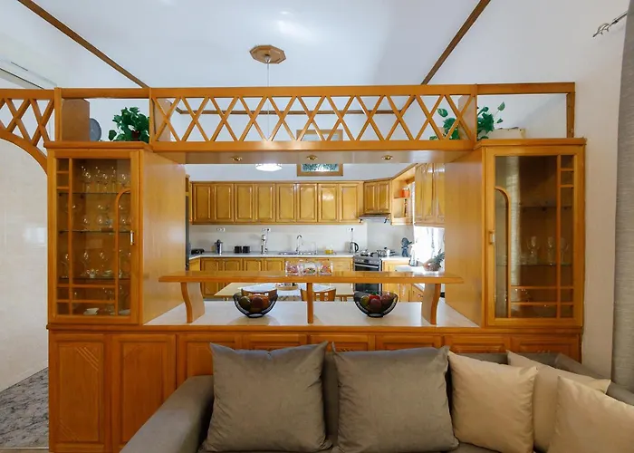 Santos Accommodotion * Ermoupoli